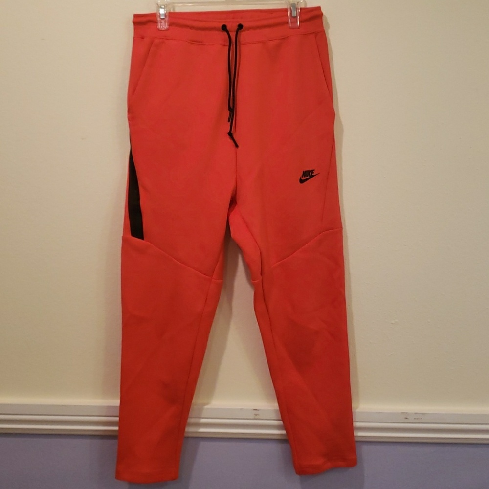 Nike Jogger.